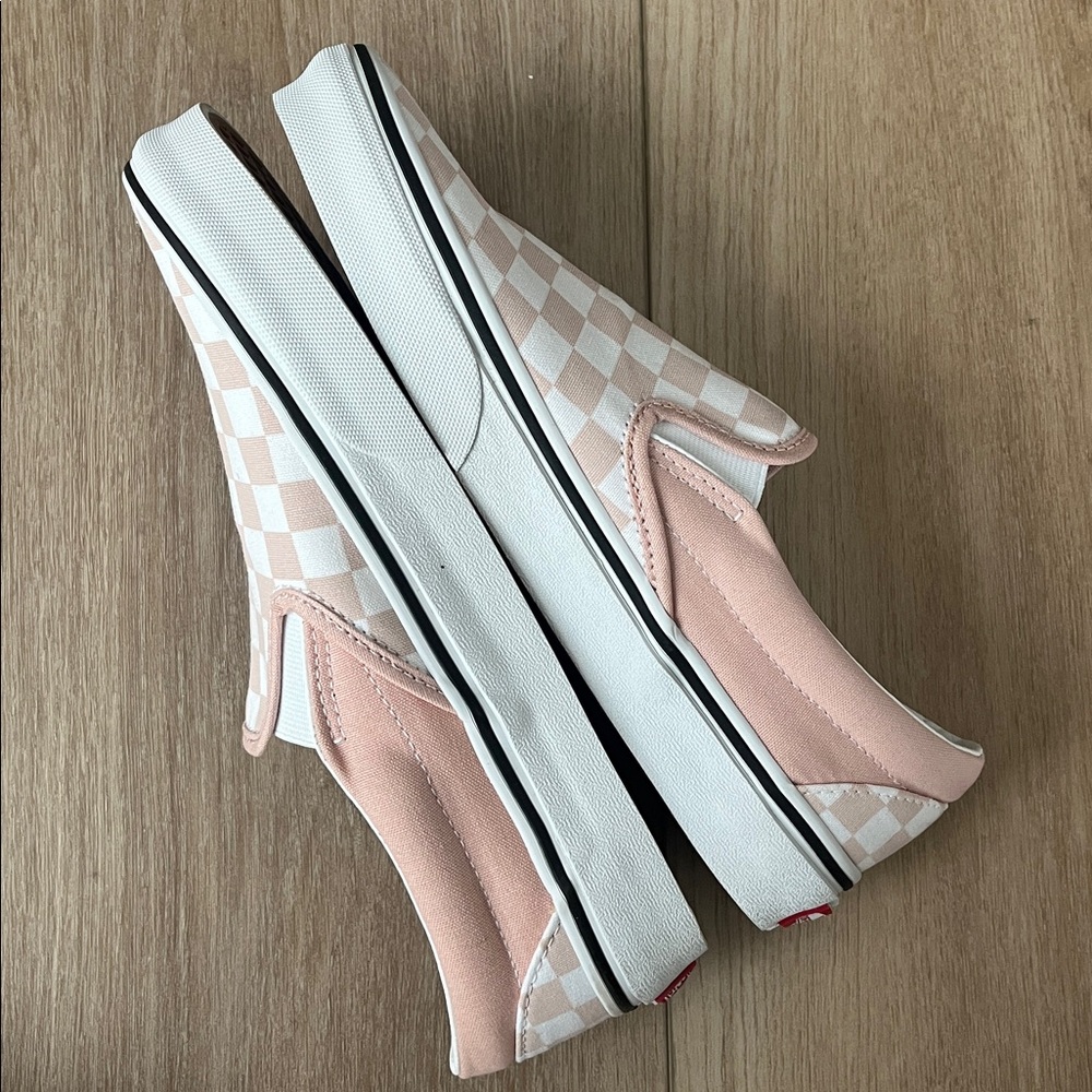 Vans Classic Slip-On Checkerboard Sneaker - Picture 8 of 9